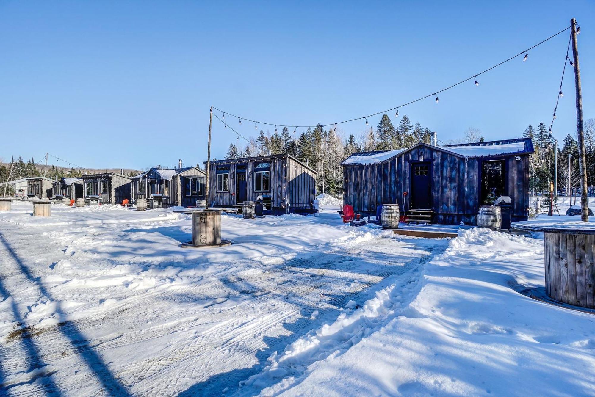 Your Cozy Cabin Retreat Saint-Remi-d'Amherst 외부 사진