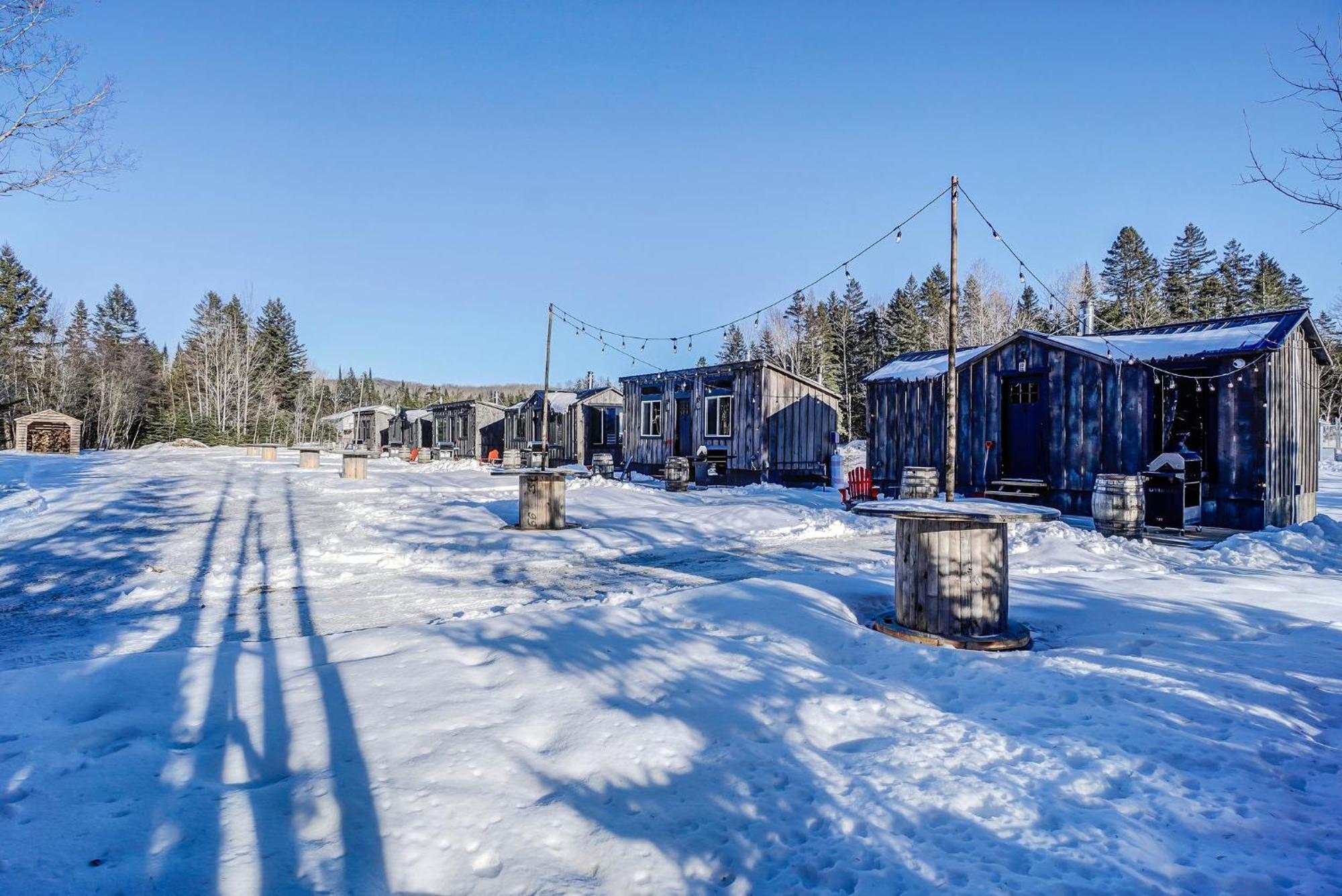Your Cozy Cabin Retreat Saint-Remi-d'Amherst 외부 사진