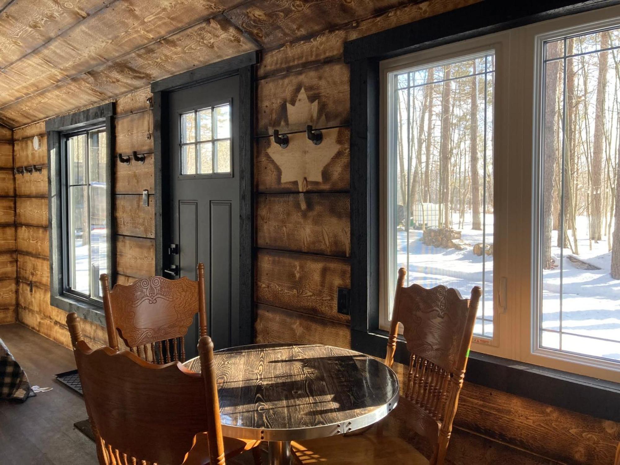 Your Cozy Cabin Retreat Saint-Remi-d'Amherst 외부 사진